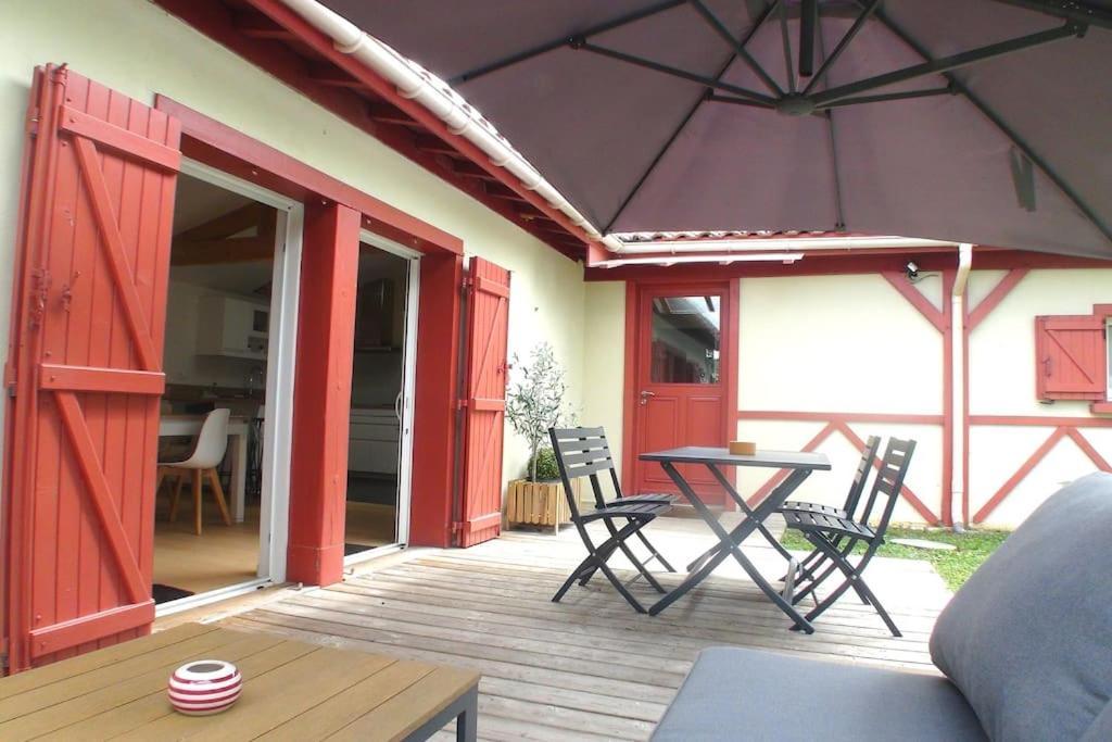 Maison Esprit Des Lois La Brede Exterior photo